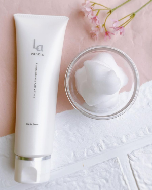 Очищающая энзимная пенка с керамидами La PRECIA Clear Foam