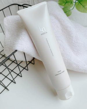 Очищающие сливки с увлажняющим эффектом La PRECIA Moist Cleansing Cream