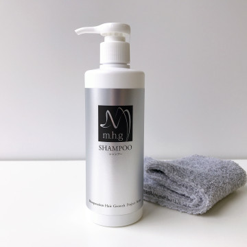 Шампунь для волос с плацентой и кератином m.h.g. Pro Shampoo